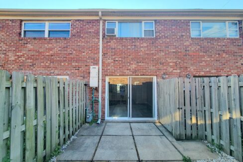2530-E-North-St-14B-Greenville-SC-29615-17
