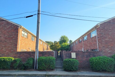 2530-E-North-St-14B-Greenville-SC-29615-19