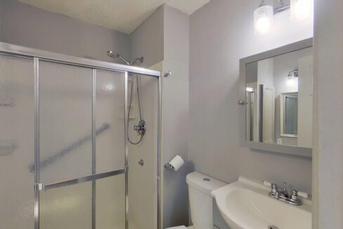 2530-E-North-St-14B-Greenville-SC-29615-23