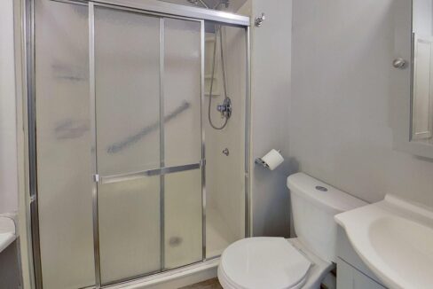 2530-E-North-St-14B-Greenville-SC-29615-25