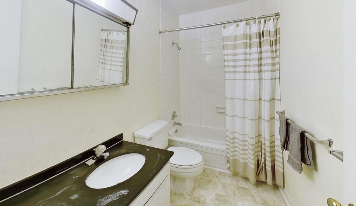 2841-Tully-Square-F-Winston-Salem-NC-27106-12