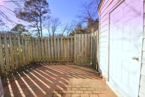 2841-Tully-Square-F-Winston-Salem-NC-27106-30