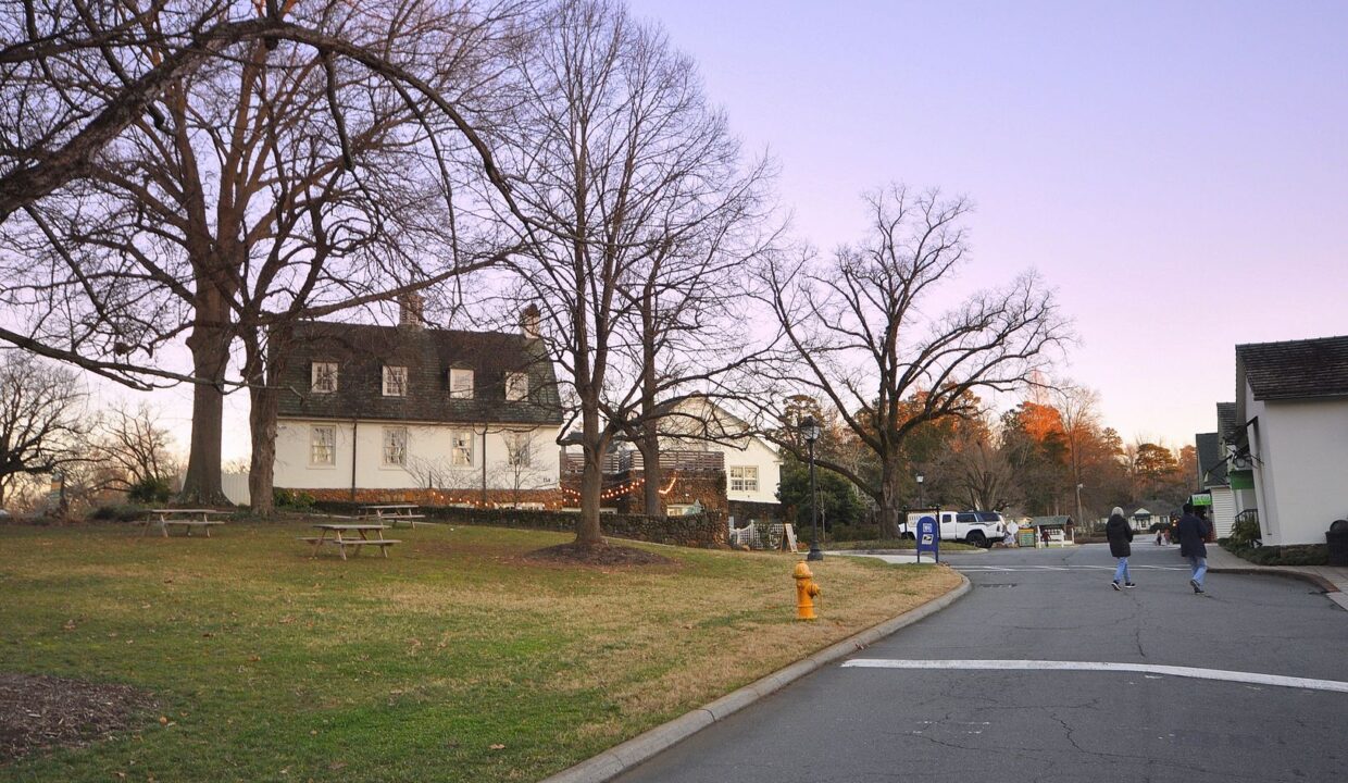 2841-Tully-Square-F-Winston-Salem-NC-27106-40
