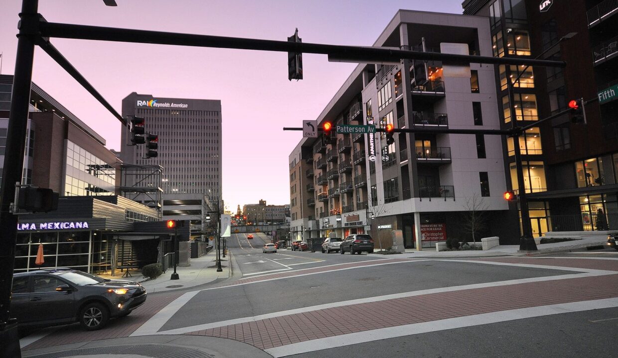 2841-Tully-Square-F-Winston-Salem-NC-27106-47