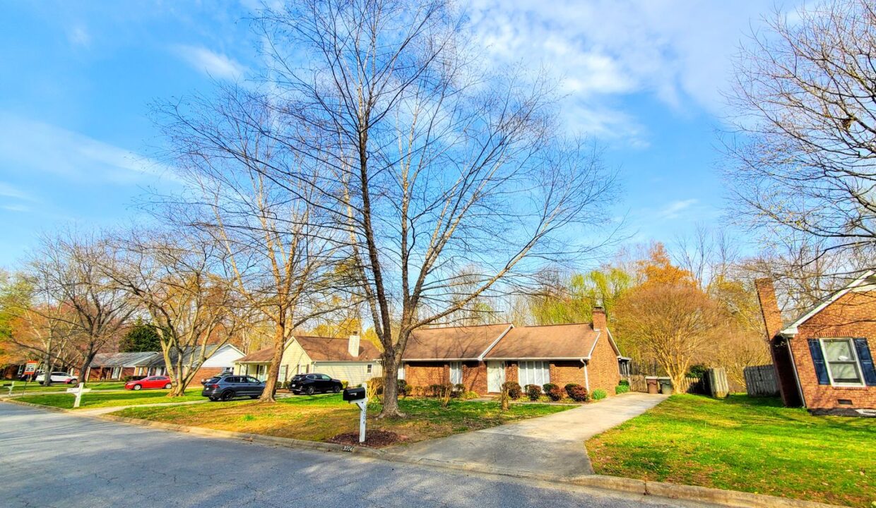 3004-Bardwell-Rd-Greensboro-NC-27410-15