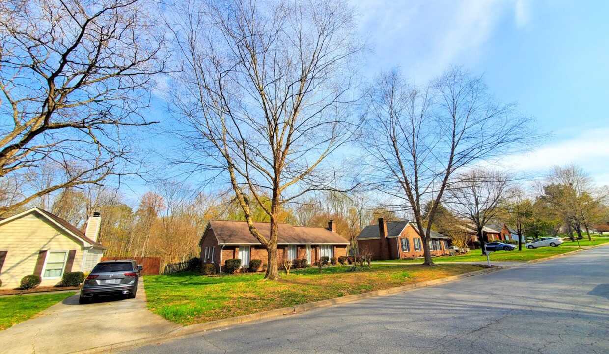 3004-Bardwell-Rd-Greensboro-NC-27410-21