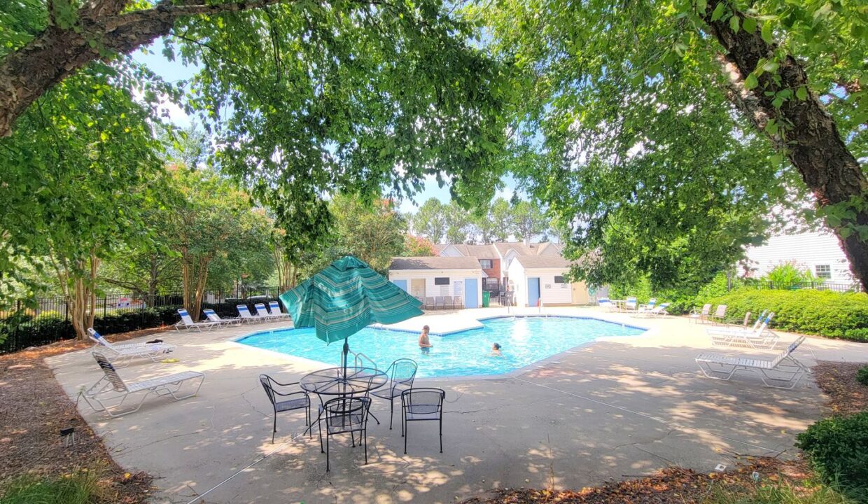 3017-Summercroft-Ln-Charlotte-NC-28269-12