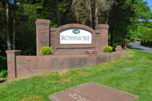 3017-Summercroft-Ln-Charlotte-NC-28269-13
