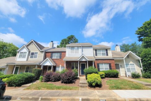 3017-Summercroft-Ln-Charlotte-NC-28269-6