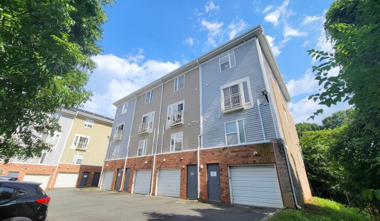 3545-Warp-St-Charlotte-NC-28205-19