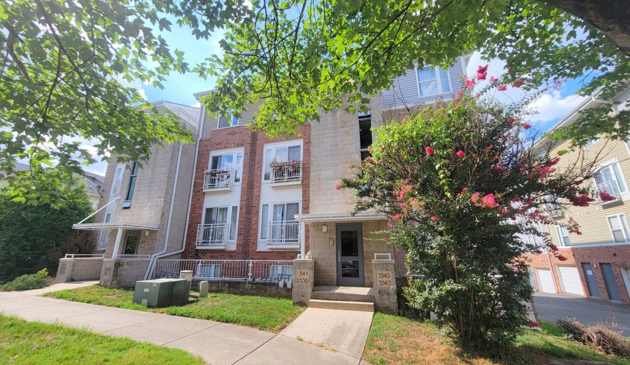 3545-Warp-St-Charlotte-NC-28205-22