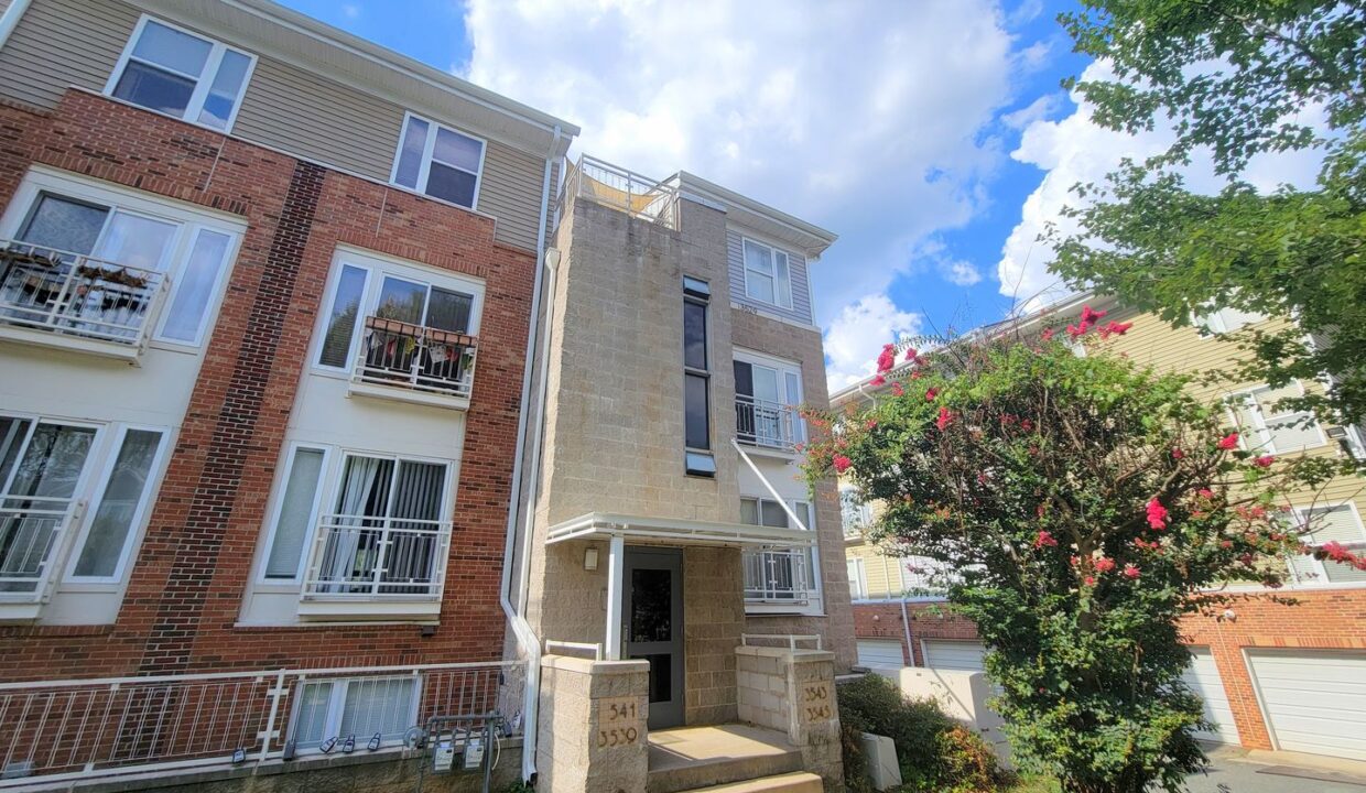 3545-Warp-St-Charlotte-NC-28205-23