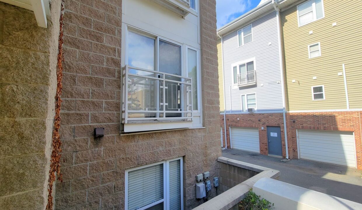 3545-Warp-St-Charlotte-NC-28205-24