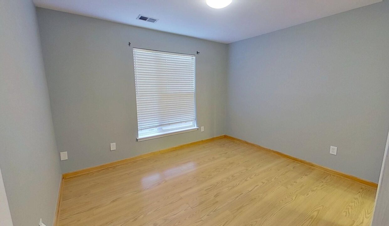 3545-Warp-St-Charlotte-NC-28205-32