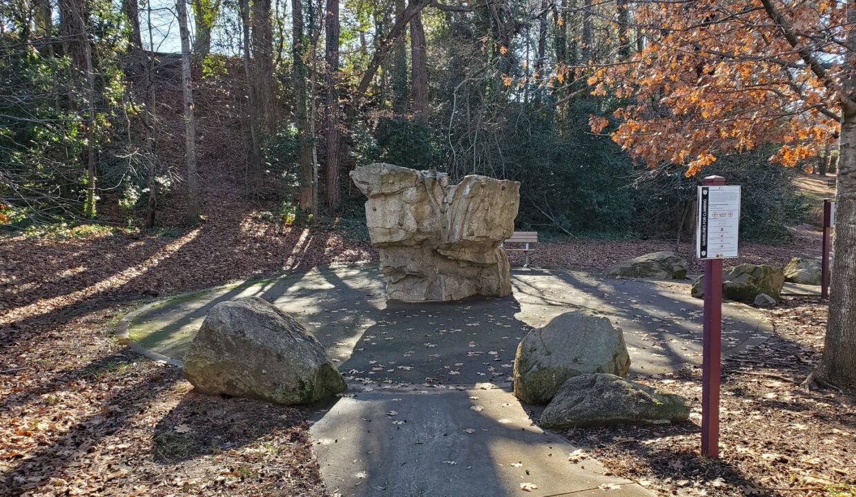 407-Gardner-St-Raleigh-NC-27607-28