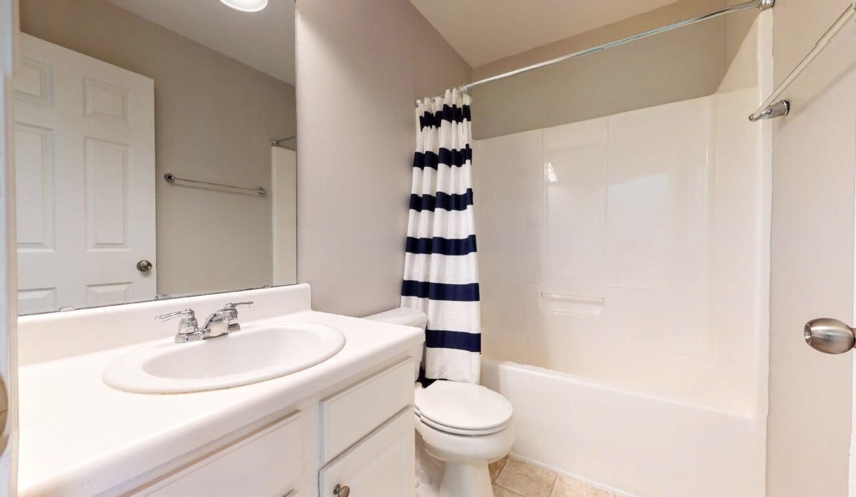 4248-Camden-Woods-Ct-Raleigh-NC-27612-17