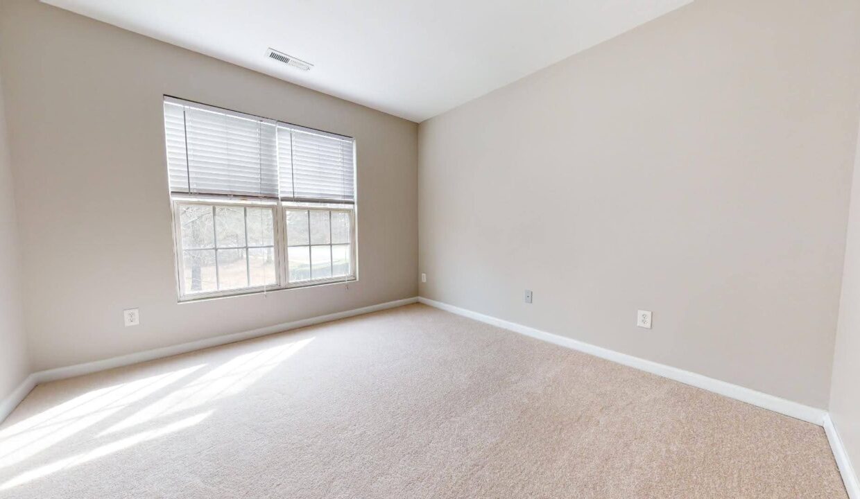 4248-Camden-Woods-Ct-Raleigh-NC-27612-18