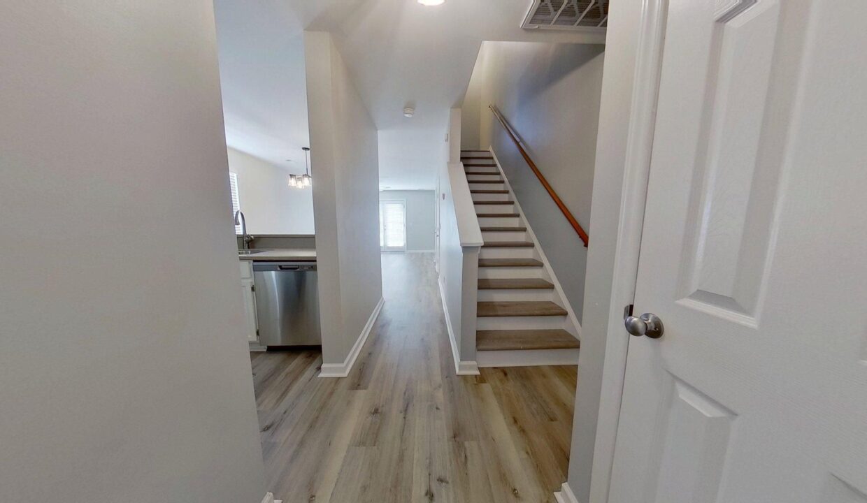 5042-Lamppost-Circle-Wilmington-NC-28403-13