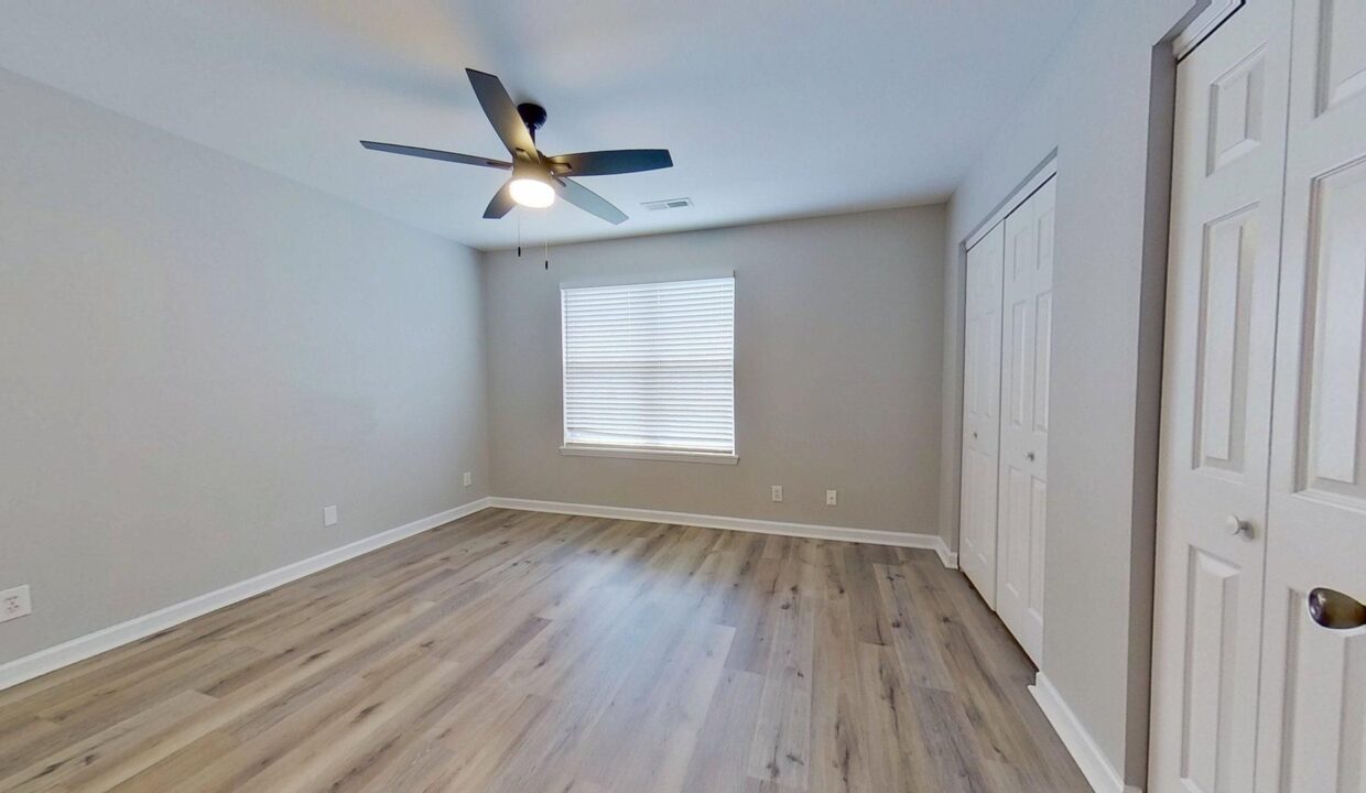 5042-Lamppost-Circle-Wilmington-NC-28403-18