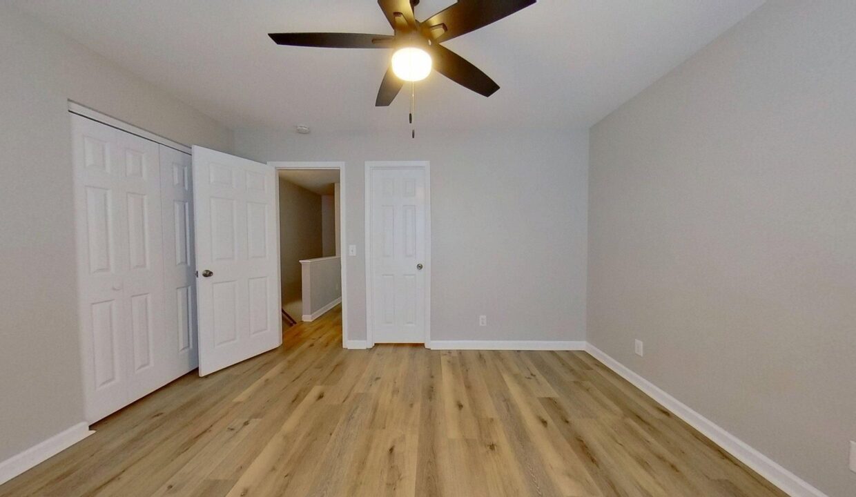 5042-Lamppost-Circle-Wilmington-NC-28403-19