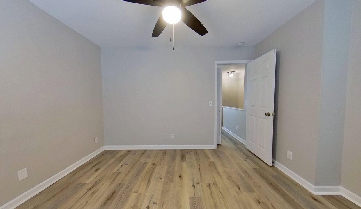 5042-Lamppost-Circle-Wilmington-NC-28403-24