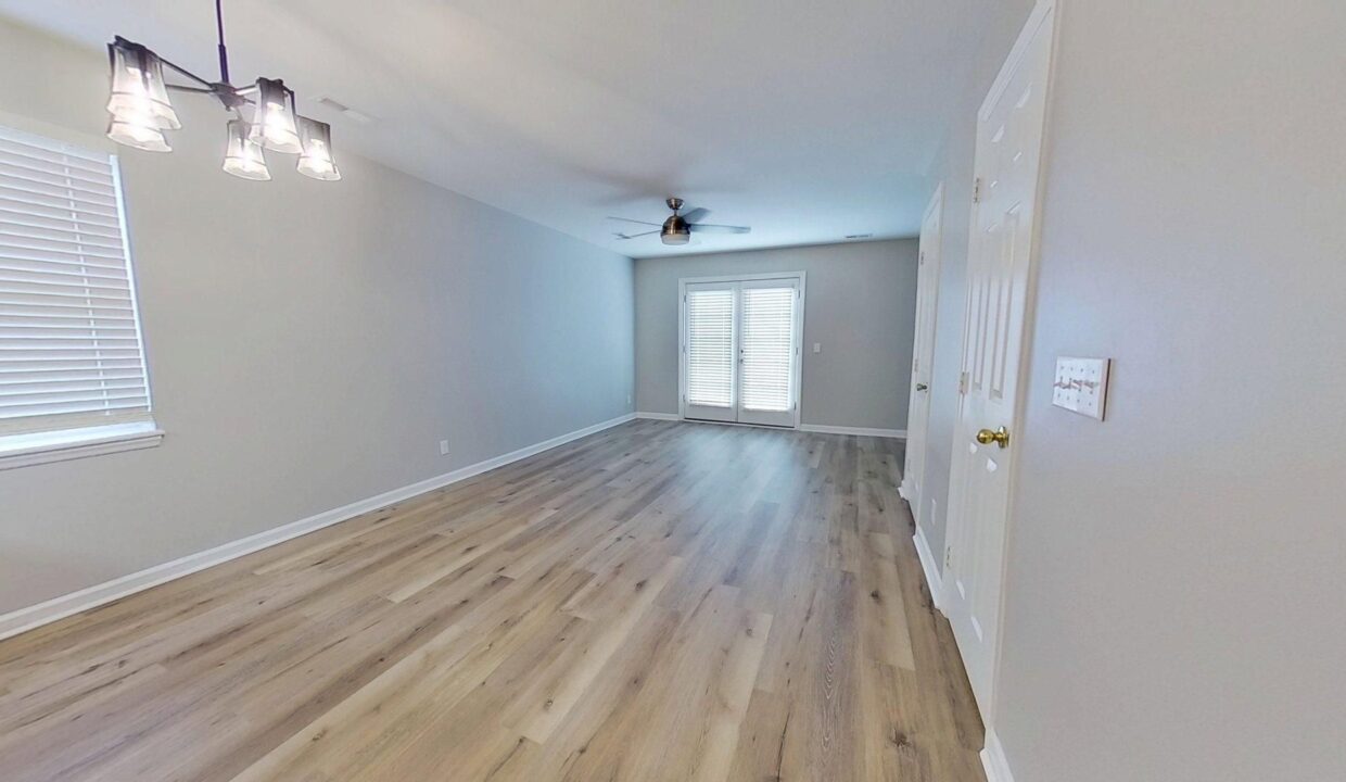 5042-Lamppost-Circle-Wilmington-NC-28403-6