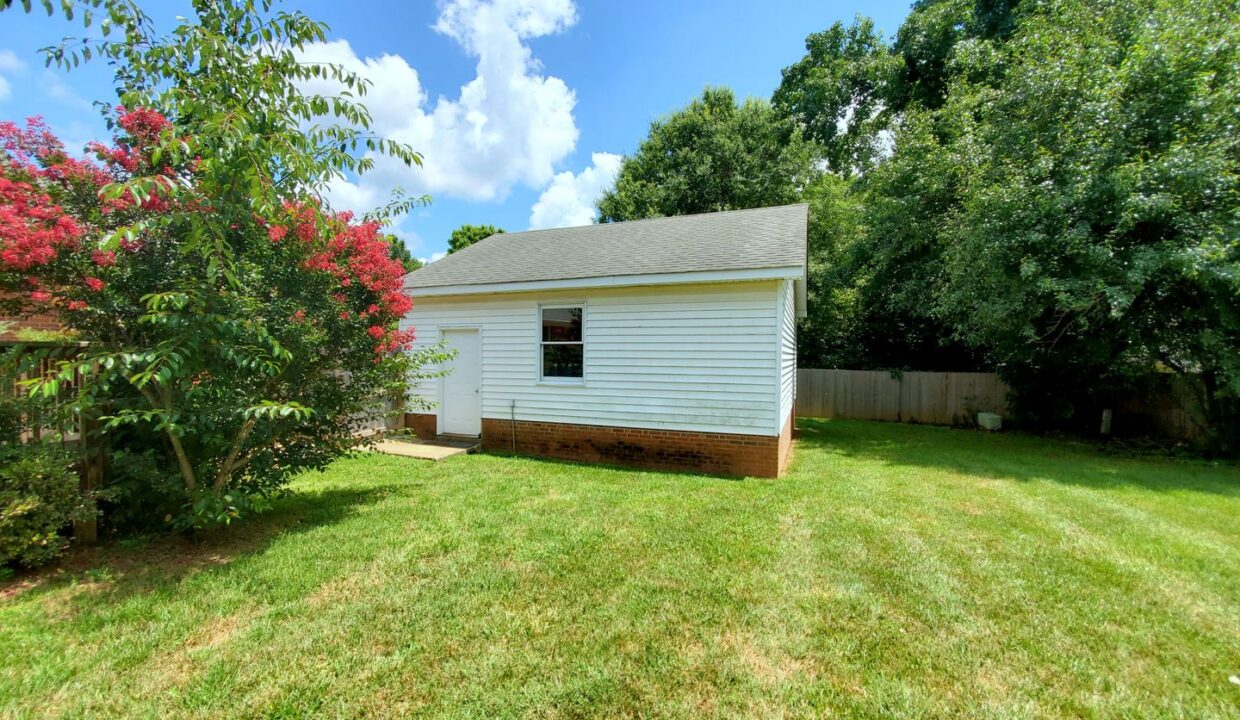 5307-Pondfield-Dr-Greensboro-NC-27410-10