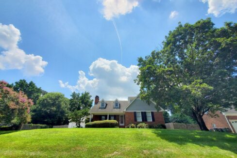5307-Pondfield-Dr-Greensboro-NC-27410-16