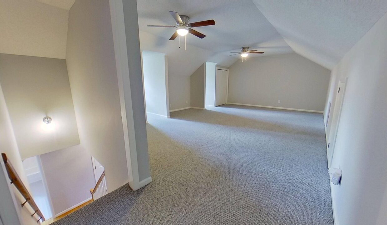 5307-Pondfield-Dr-Greensboro-NC-27410-28