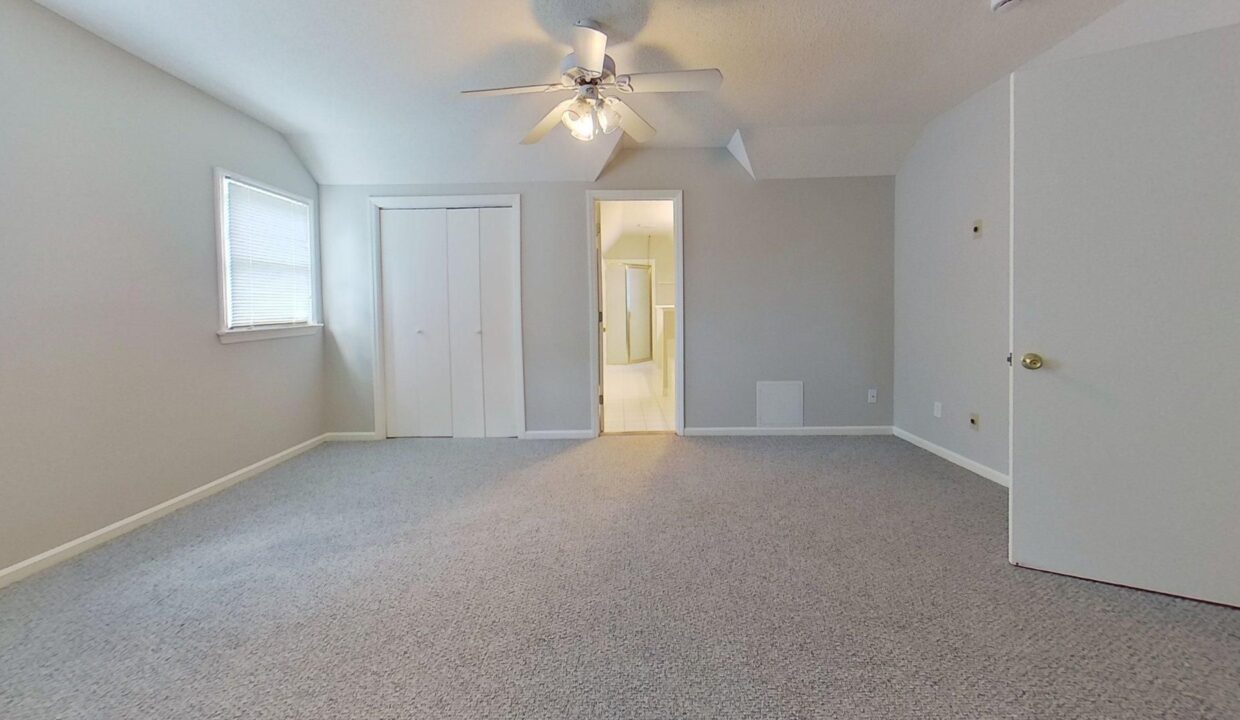 5307-Pondfield-Dr-Greensboro-NC-27410-36