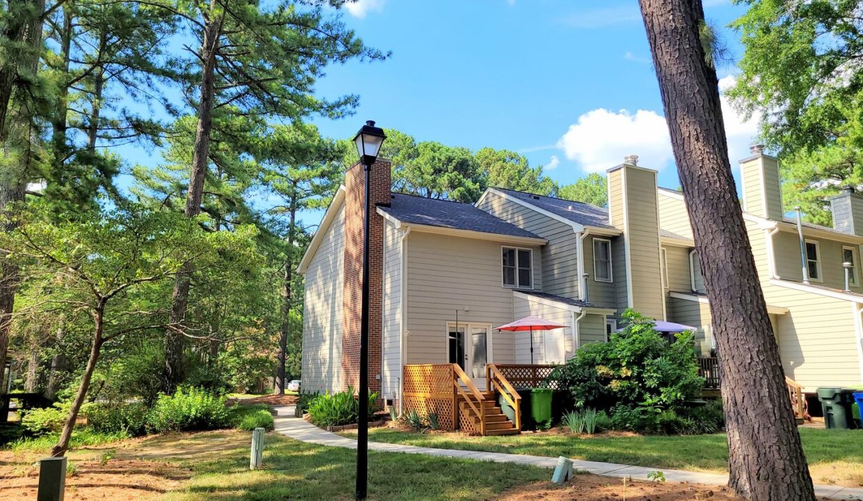 5622-Darrow-Dr-Raleigh-NC-27612-14