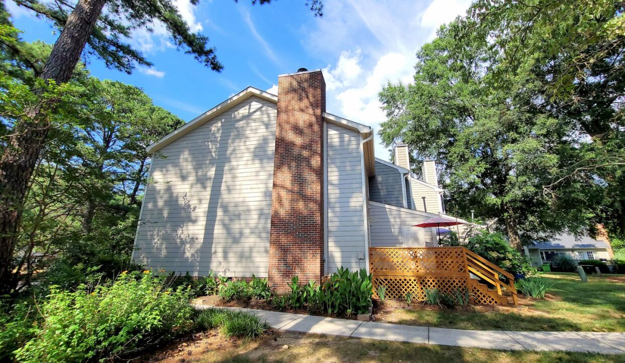 5622-Darrow-Dr-Raleigh-NC-27612-28