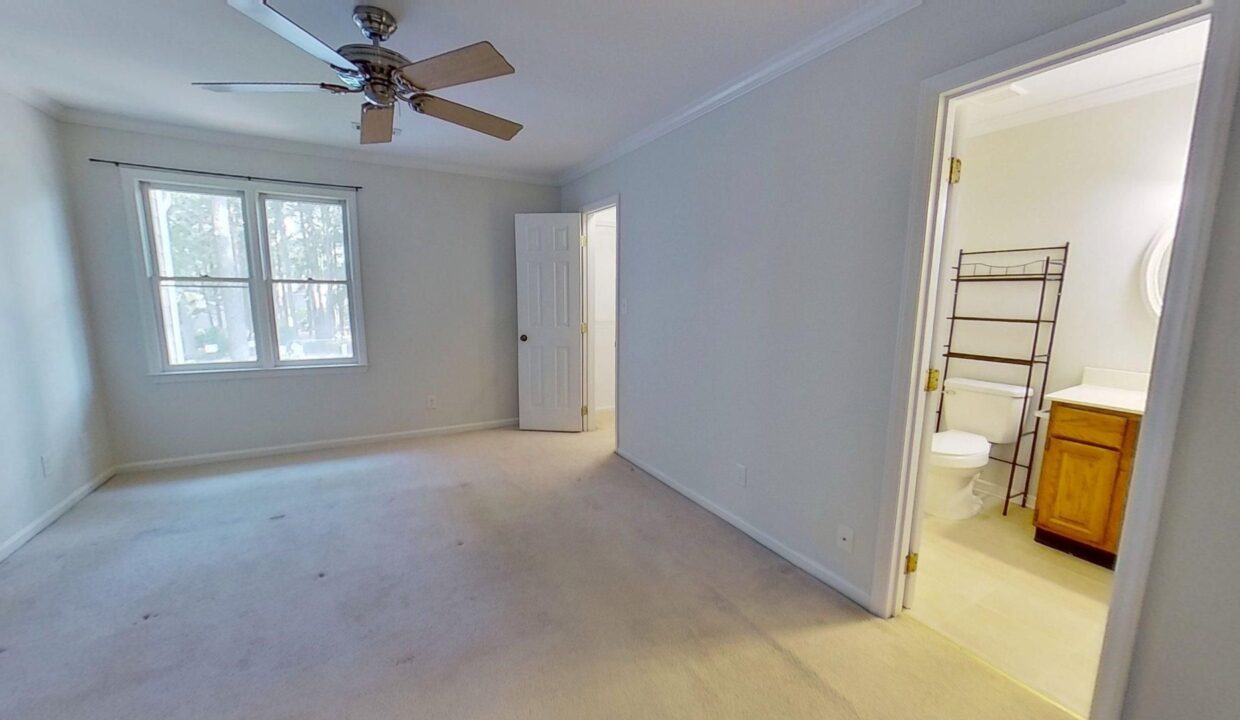 5622-Darrow-Dr-Raleigh-NC-27612-8