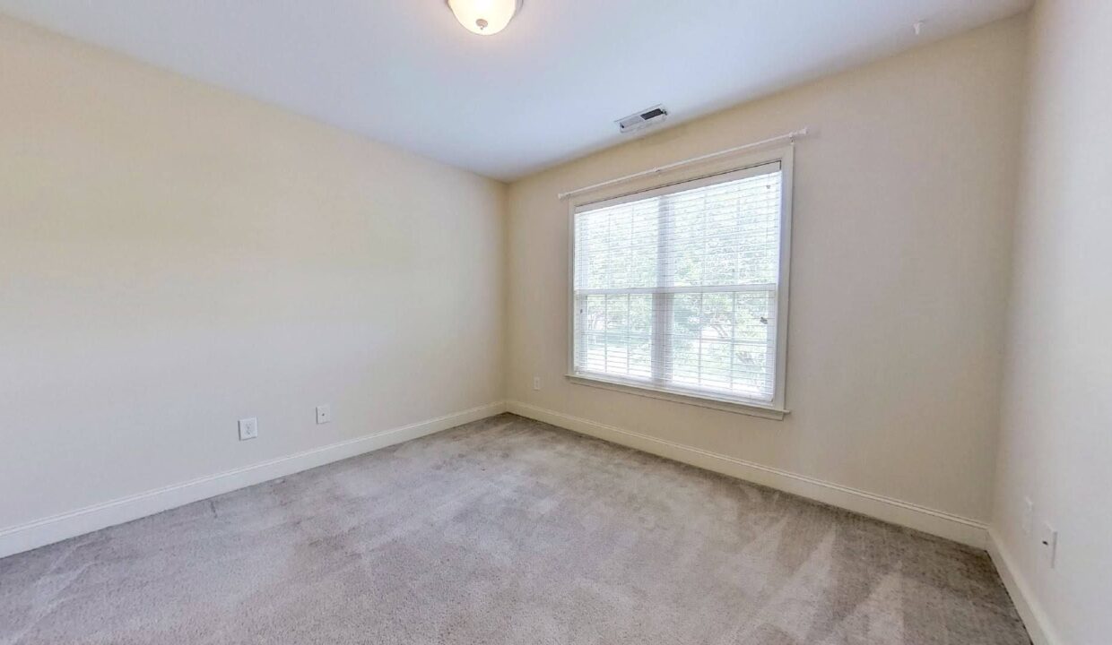 5808-Chesridge-Ln-Pfafftown-NC-27040-16