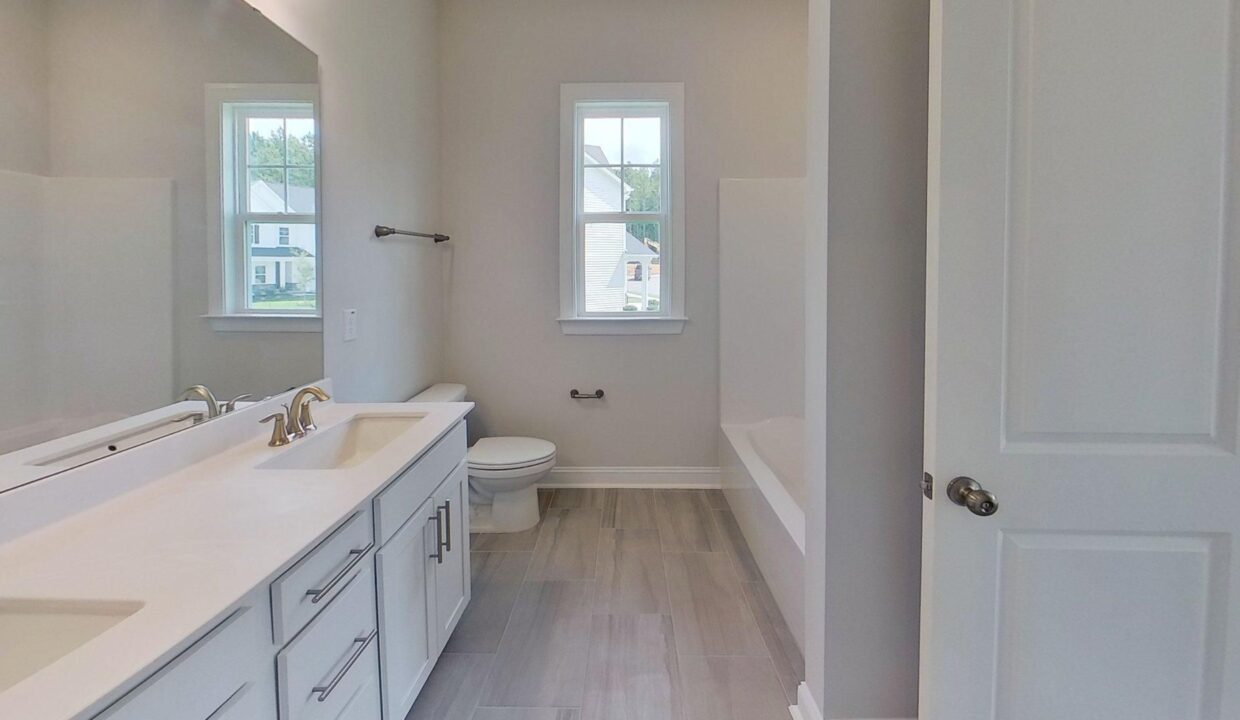 629-Emerald-Bay-Circle-Garner-NC-27610-43