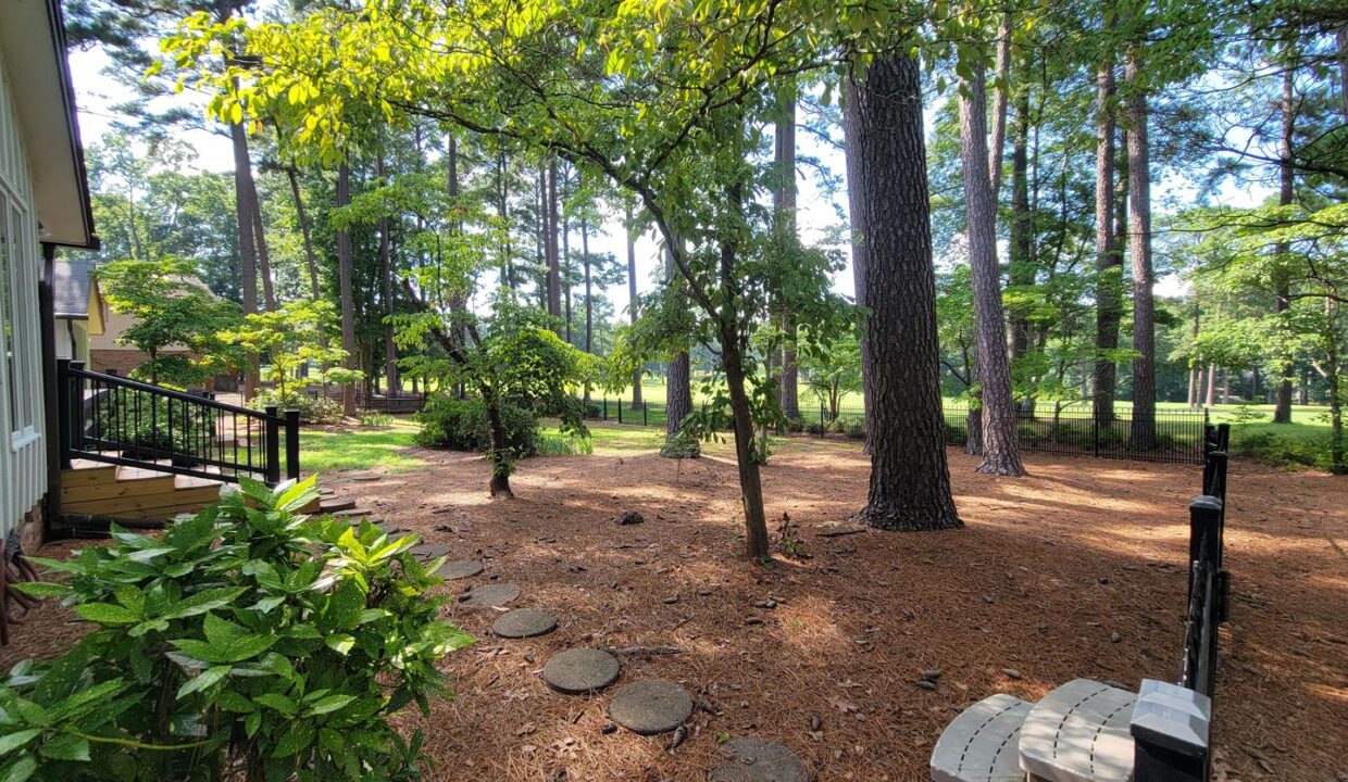 6829-Greystone-Dr-Raleigh-NC-27615-13