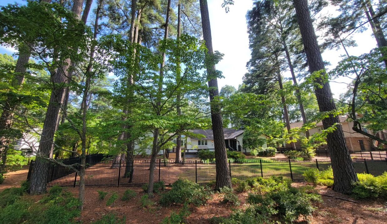 6829-Greystone-Dr-Raleigh-NC-27615-16
