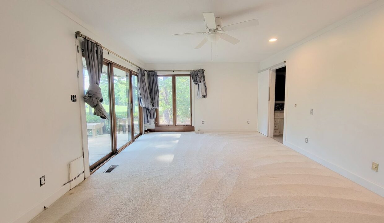 6829-Greystone-Dr-Raleigh-NC-27615-17