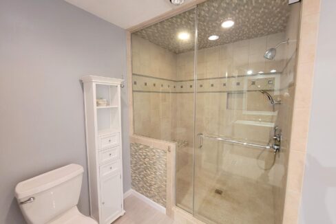 6829-Greystone-Dr-Raleigh-NC-27615-23