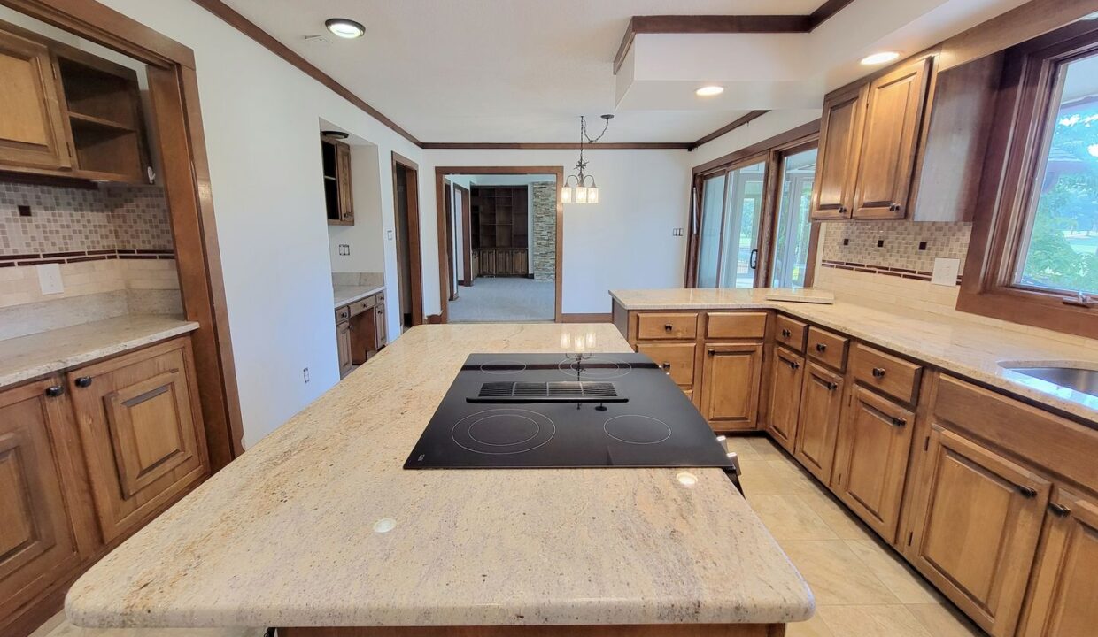 6829-Greystone-Dr-Raleigh-NC-27615-29