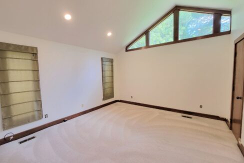 6829-Greystone-Dr-Raleigh-NC-27615-32