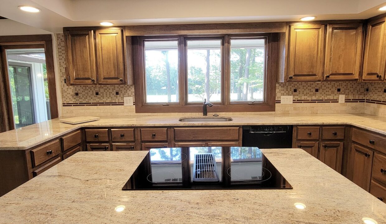 6829-Greystone-Dr-Raleigh-NC-27615-36