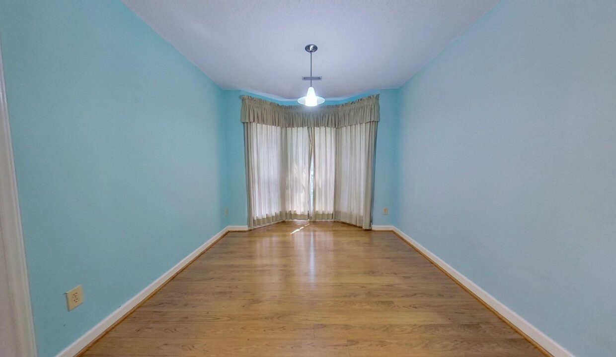 6902-Persimmon-Pl-Wilmington-NC-28409-18