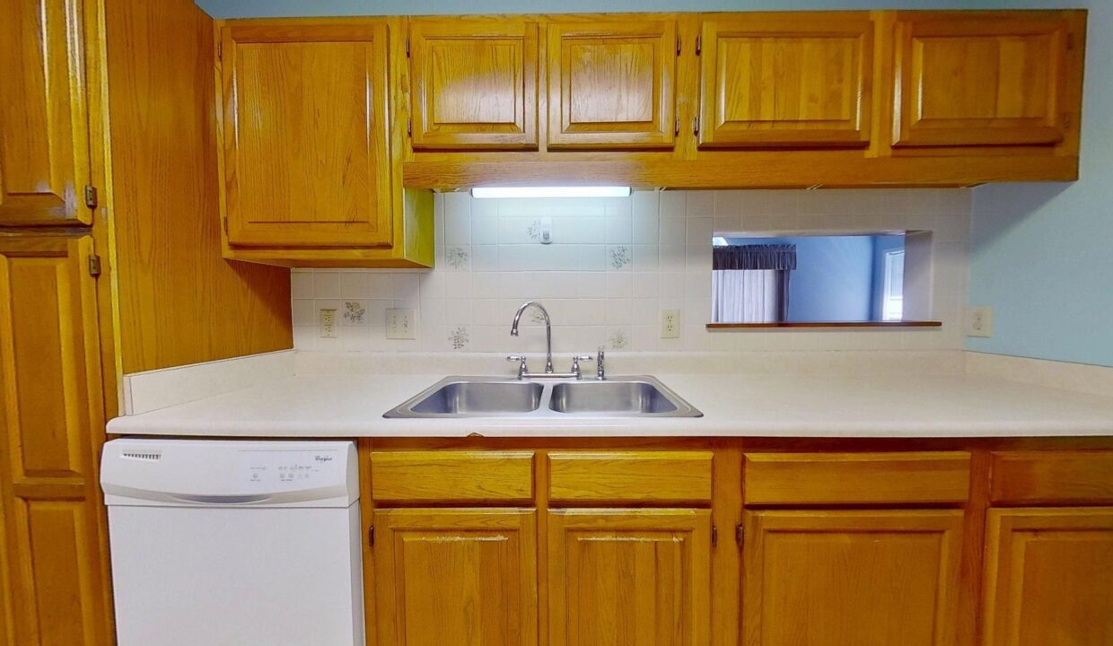 6902-Persimmon-Pl-Wilmington-NC-28409-3