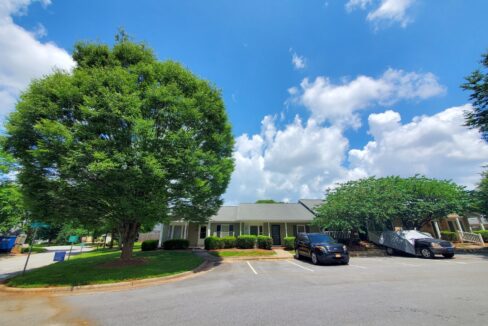814-Guilford-College-Rd-106-Greensboro-NC-27409-15