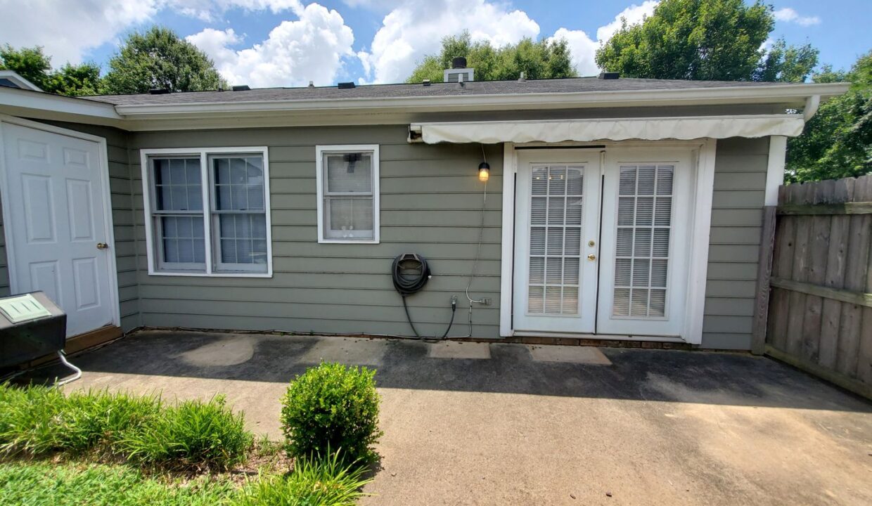 814-Guilford-College-Rd-106-Greensboro-NC-27409-7