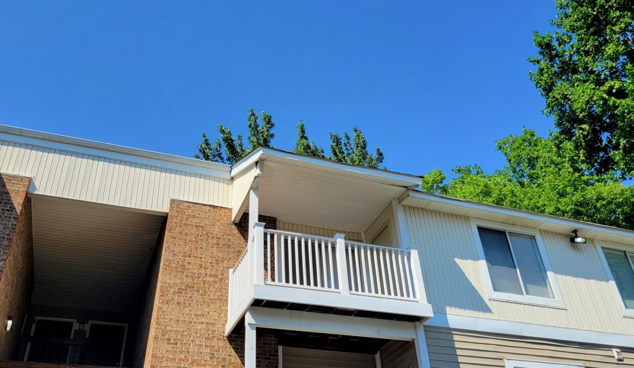 9515-University-Terrace-Dr-M-Charlotte-NC-28262-23