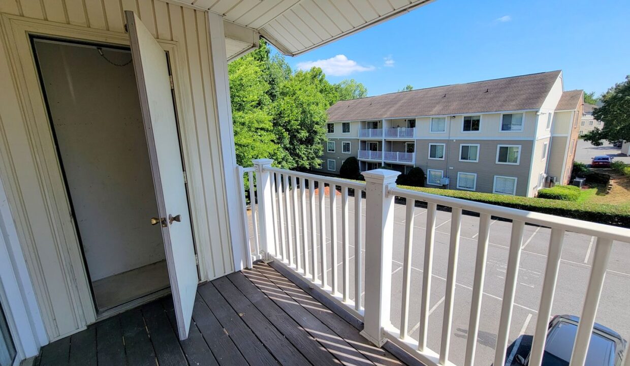 9515-University-Terrace-Dr-M-Charlotte-NC-28262-25