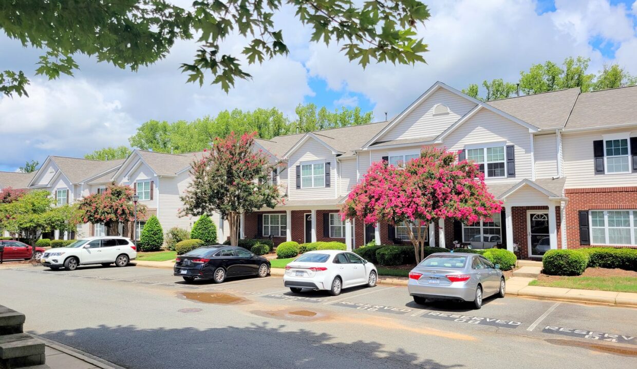 10520-Stoneacre-Ct-Pineville-NC-28134-4