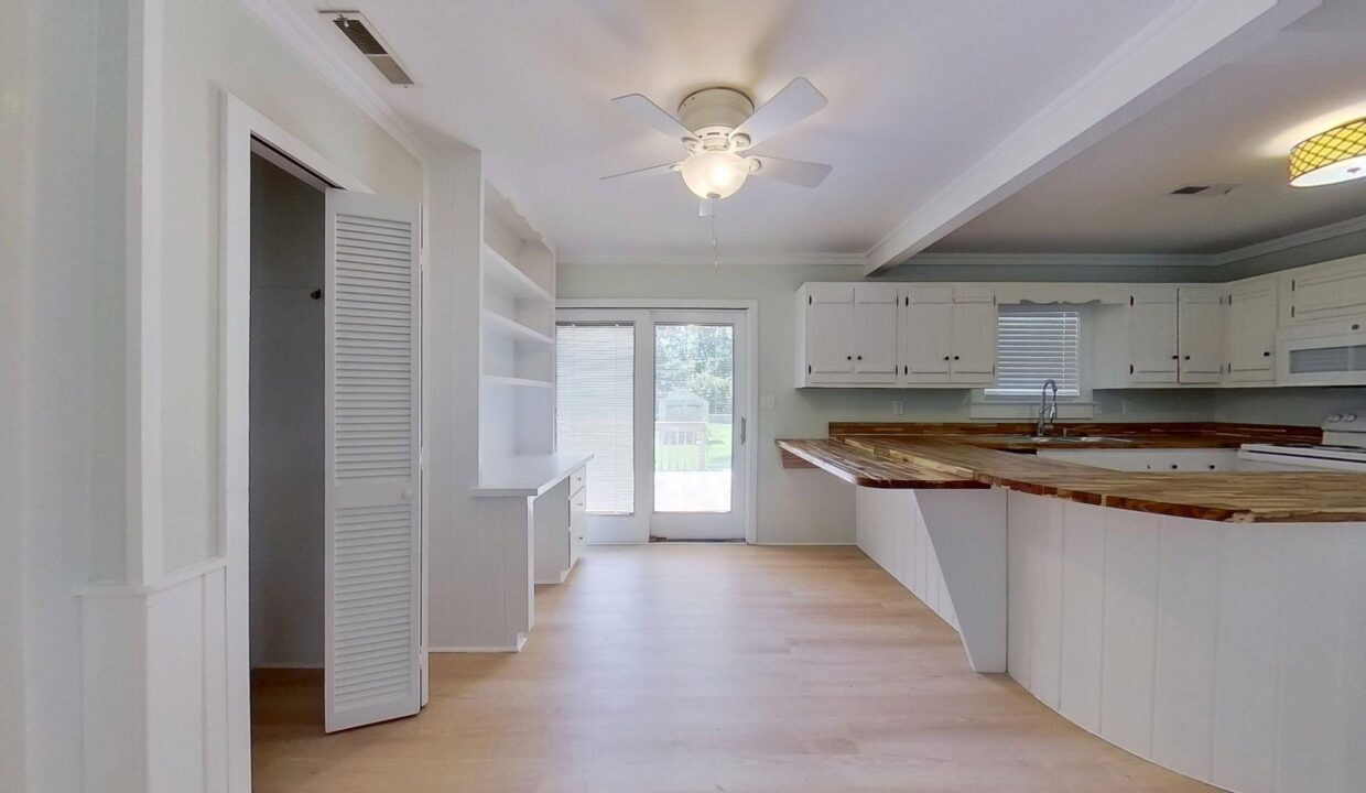 109-Foxwood-Ln-Wilmington-NC-28409-24